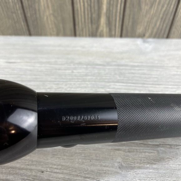 Vtg 10" Mag Lite Instrument 3D Cell Flashlight Ontario CA With Extra Light Bulb - Picture 11 of 16